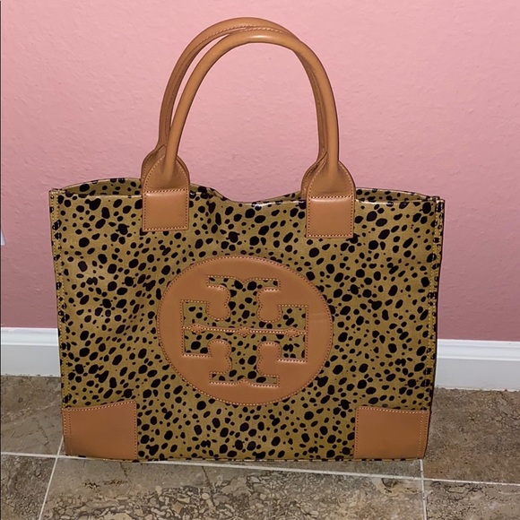 Tory Burch Handbags - Tory Burch Ella Tote in Leopard